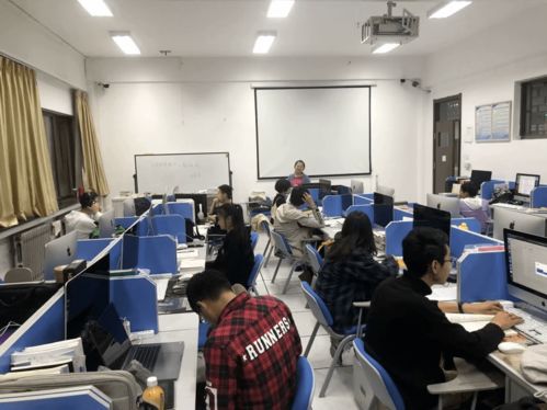 絢爛繁茂的圖靈花園——記2018級創新實驗班計算機技術開發之旅